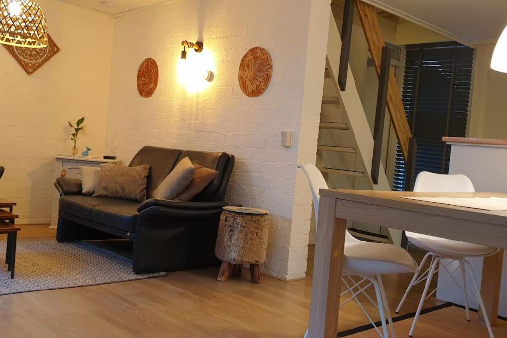 Ervaar Vredige Rust In Deze Charmante Knusse Bungalow Posterholt Εξωτερικό φωτογραφία